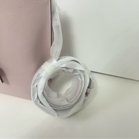 Coach Mollie Tote 25 In Ice Pink & Silver - New With Tag- Reemoly - Picture 4 of 16